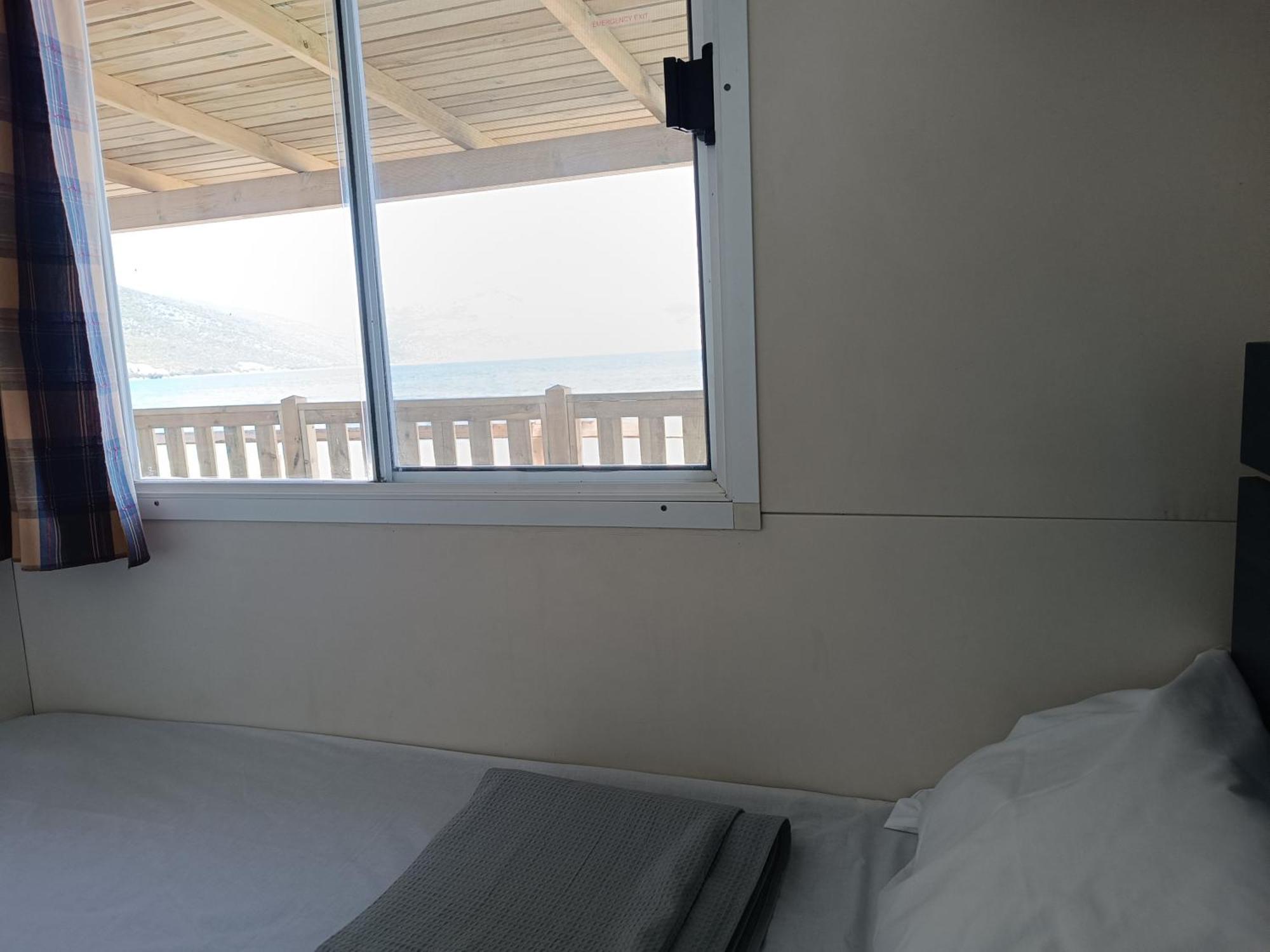 Camping Karavomilos Sami  Rum bild
